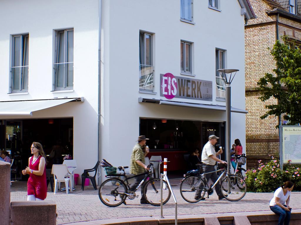 Eschers Eiswerk Annweiler am Trifels